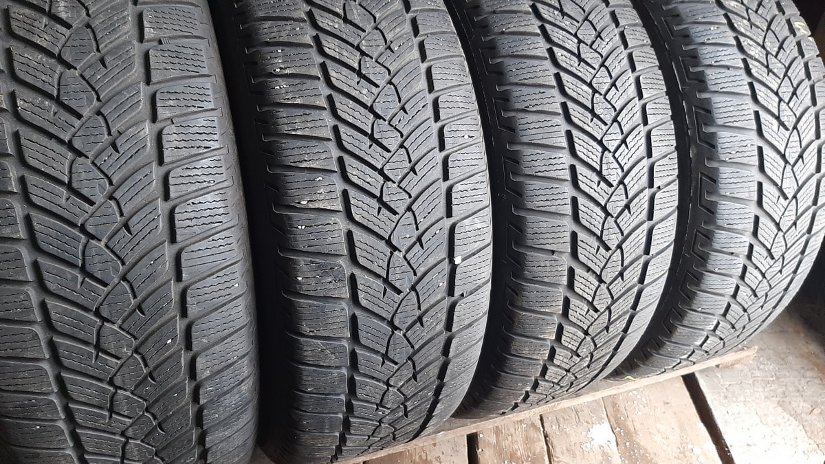 Вживані шини з Європи Fulda KristallControlSuv 235/60 R 17