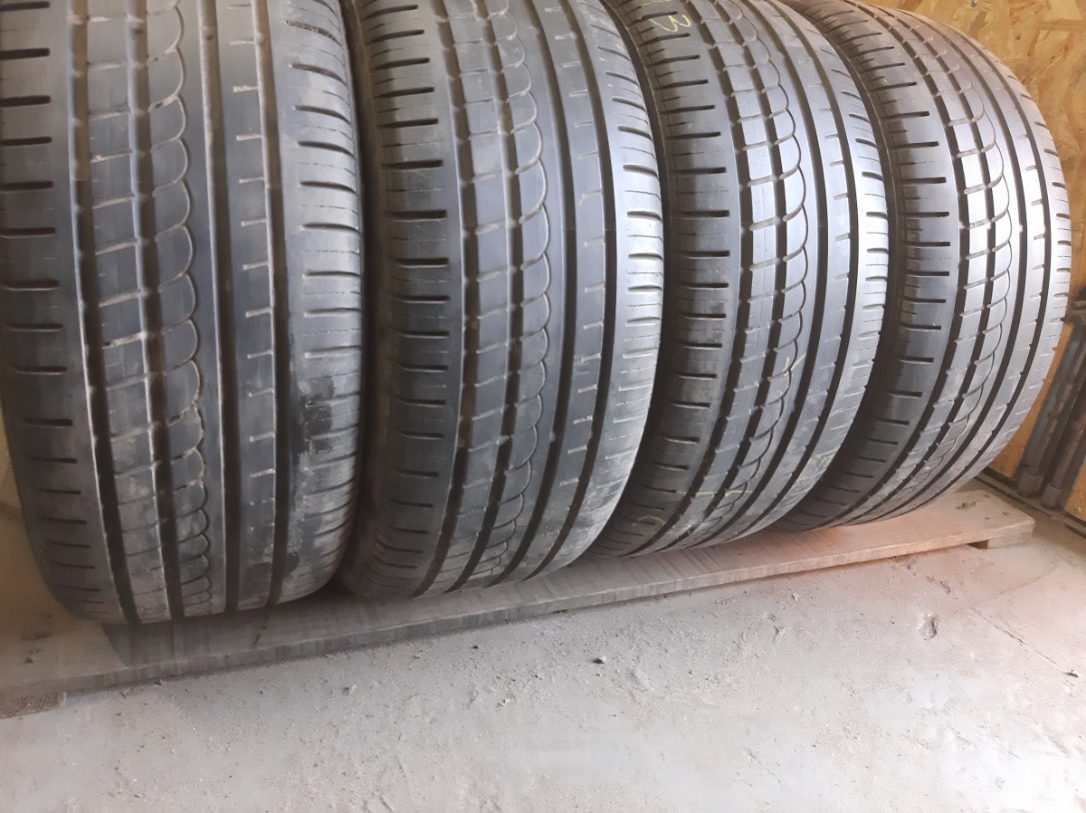 Вживані шини з Європи Pirelli Pzero Rosso 235/40 R 18