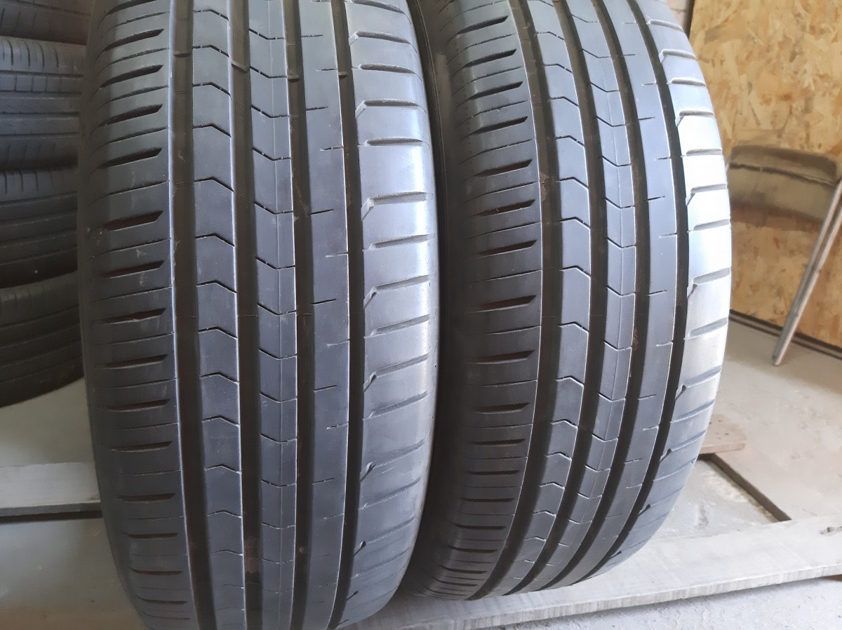 Вживані шини з Європи Vredestein Ultrac Satin 225/55 R 19