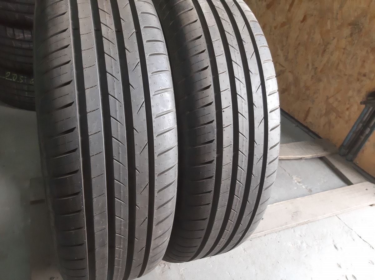 Вживані шини з Європи Vredestein Ultrac 215/65 R 16