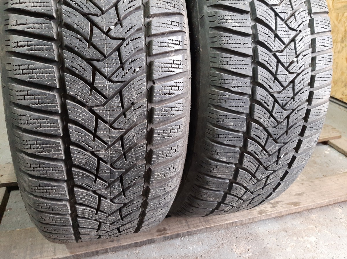 Вживані шини з Європи Dunlop Winter Sport 5 215/50 R 17