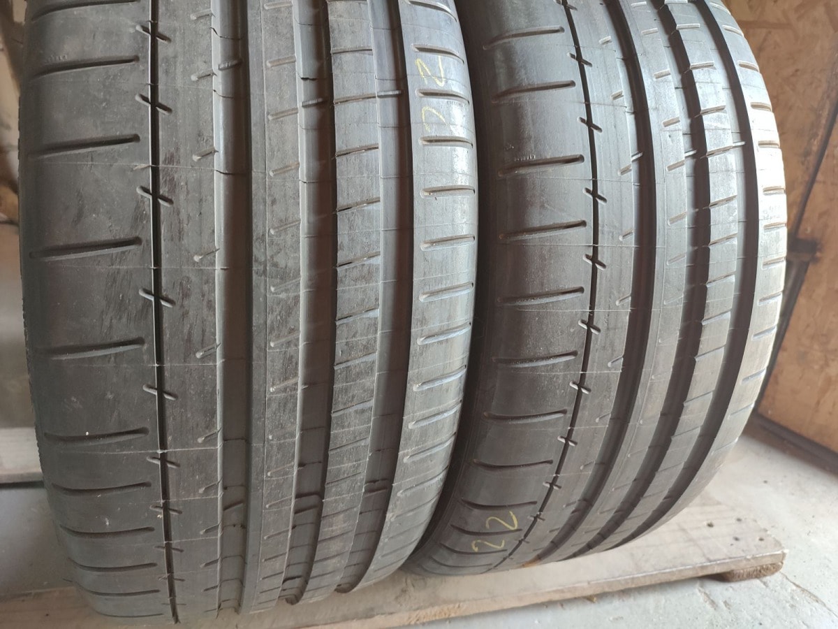 Вживані шини з Європи Michelin Pilot Super Sport 235/40 R 19