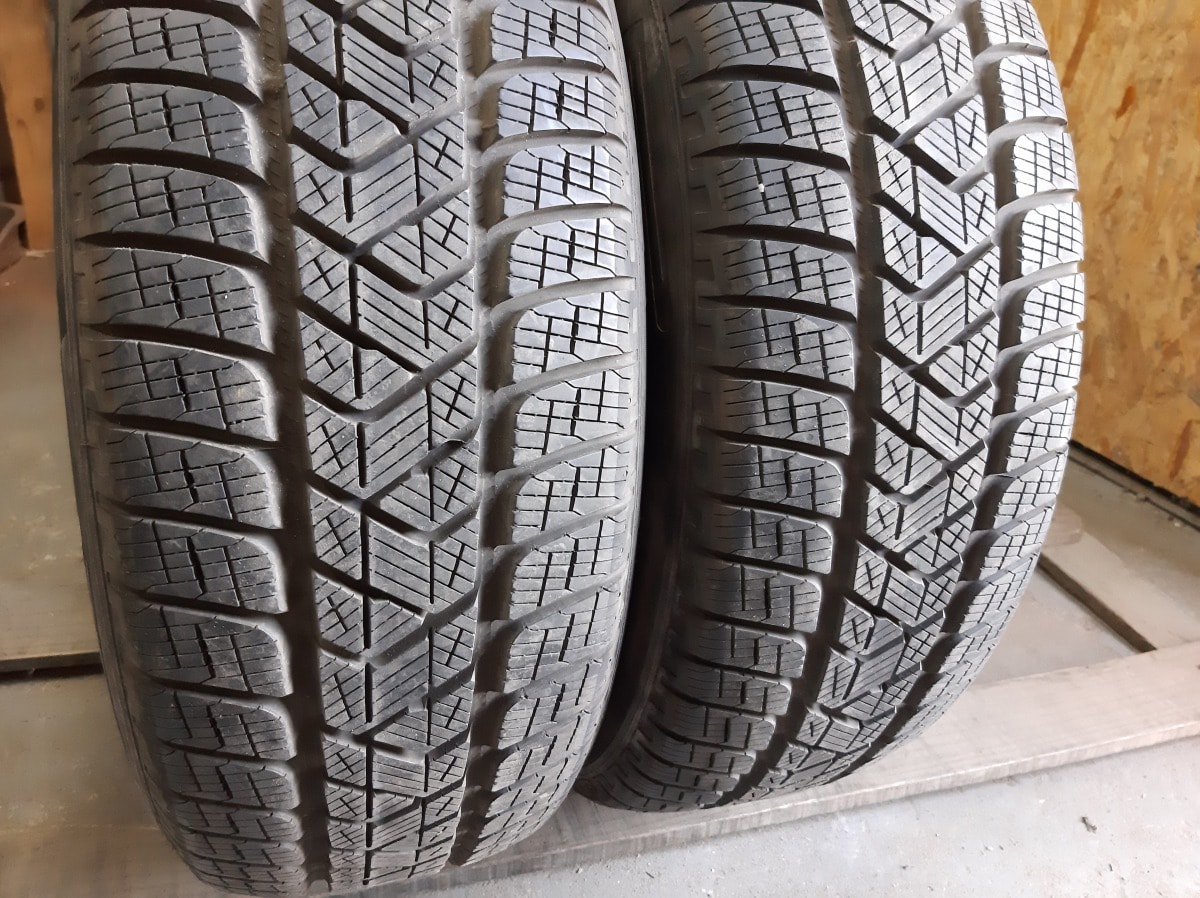 Вживані шини з Європи Pirelli Scorpion Winter 215/60 R 17