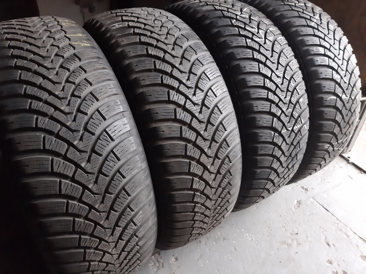 Вживані шини з Європи Falken EuroWinter HS01 SUV  225/60 R 17