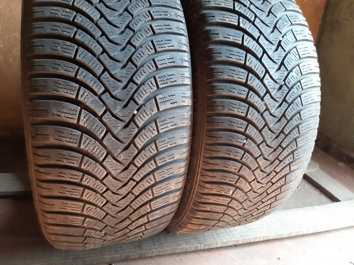 Вживані шини з Європи Falken Euro Winter HS01 235/45 R 17