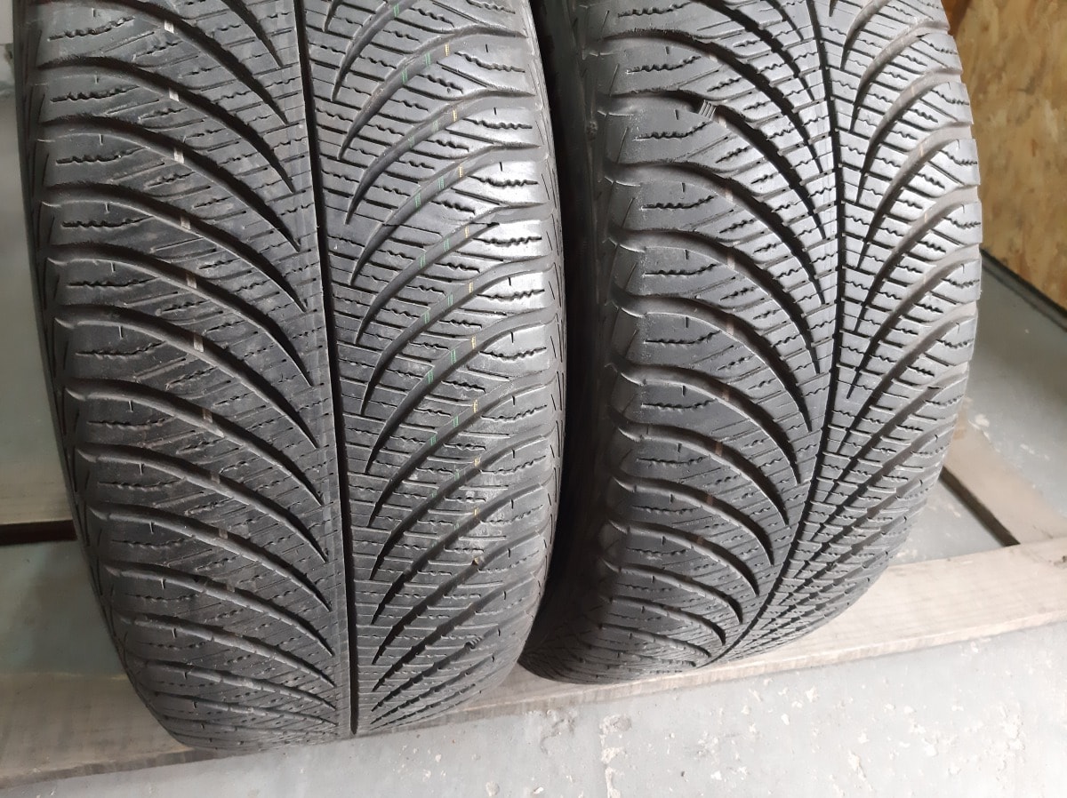 Вживані шини з Європи GoodYear Vector4Seasons  215/55 R 17