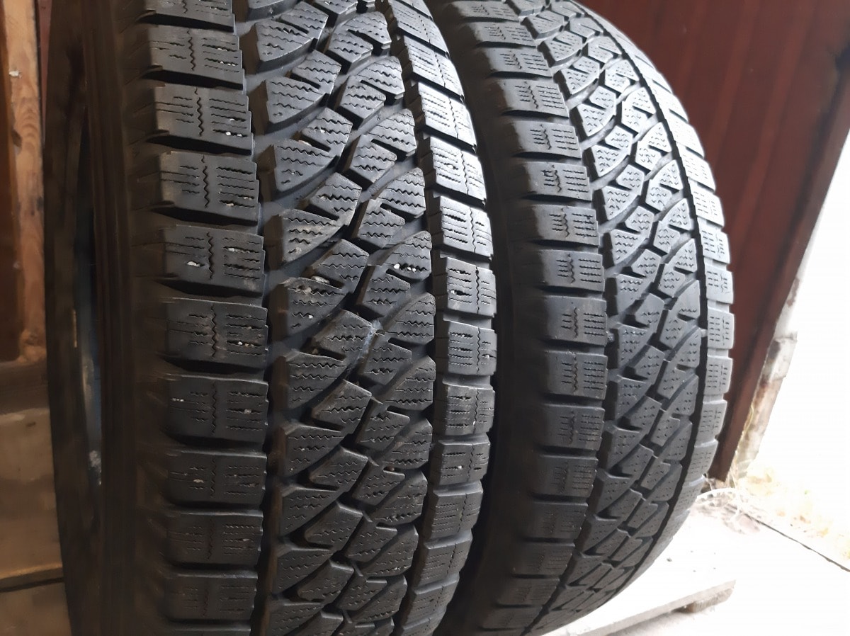 Вживані шини з Європи Bridgestone Blizzak W810  225/65 R 16C