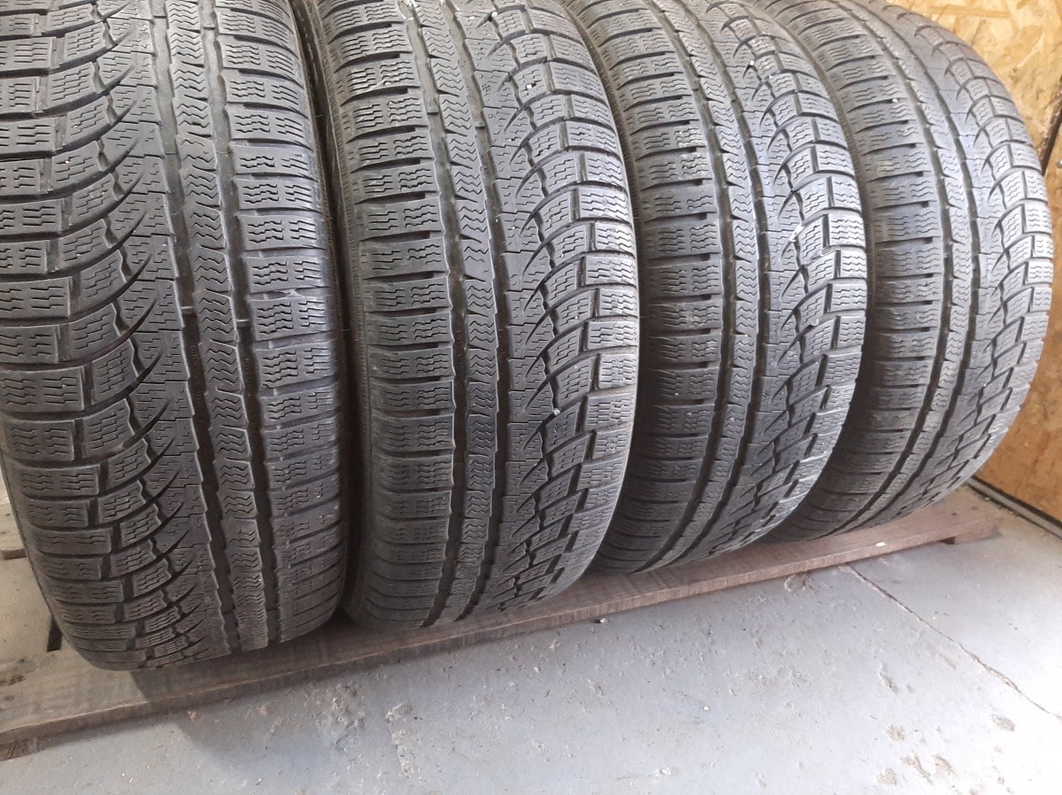 Вживані шини з Європи Nokian WR  r4 225/55 R 17