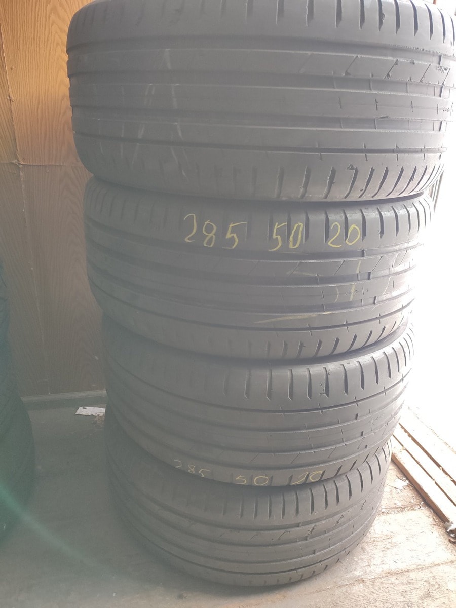 Вживані шини з Європи Nokian HakkaBlack2SUV 285/50 R 20