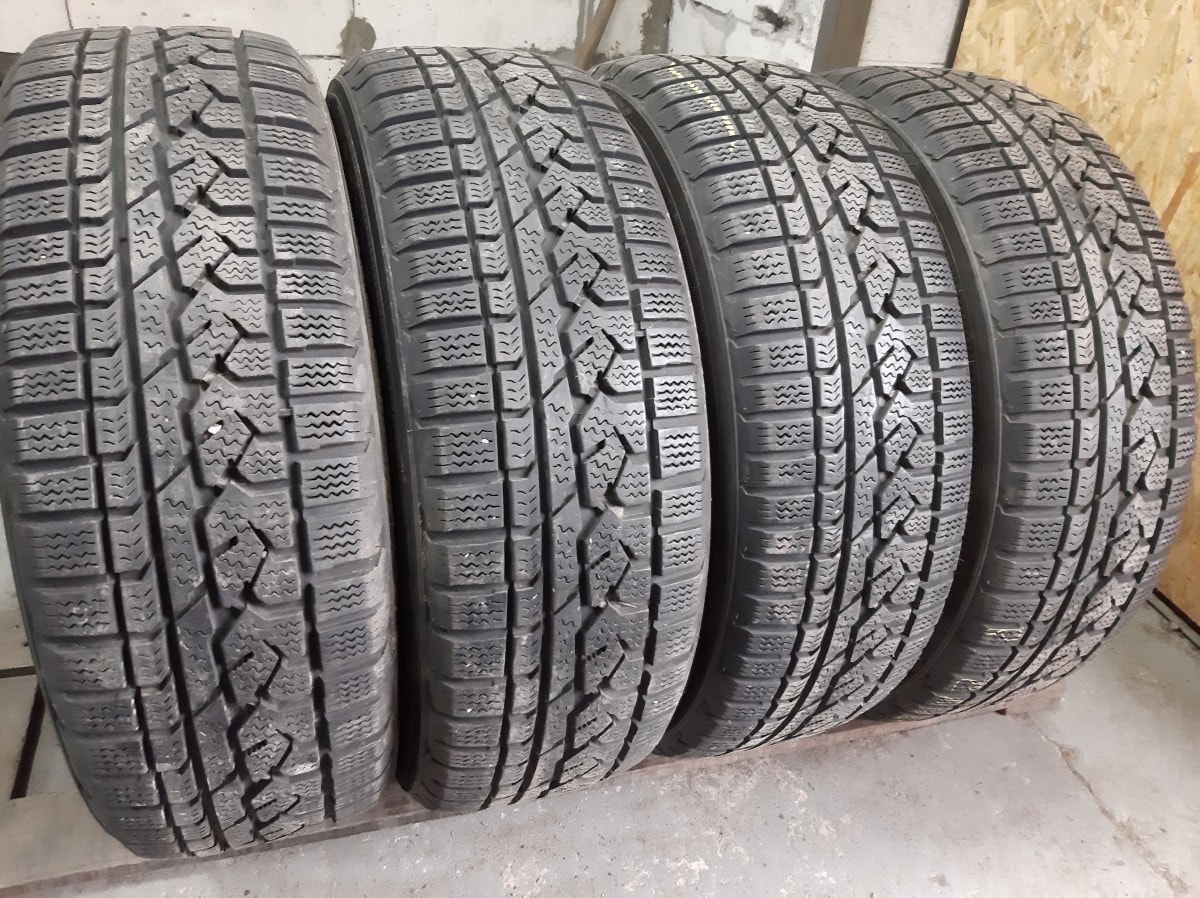 Вживані шини з Європи Kumho I Zen RV   225/65 R 17