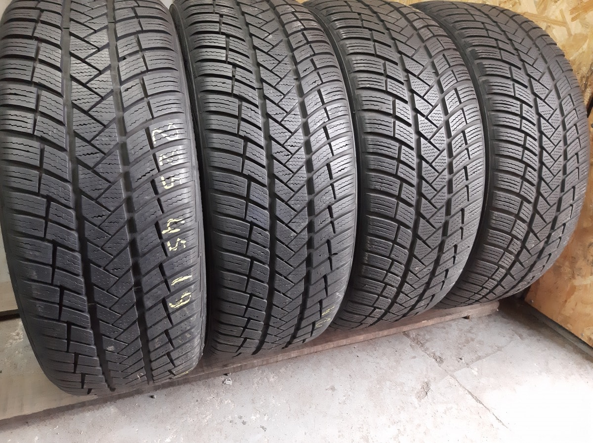 Вживані шини з Європи Vredestein Wintrac PRO  225/45 R 19