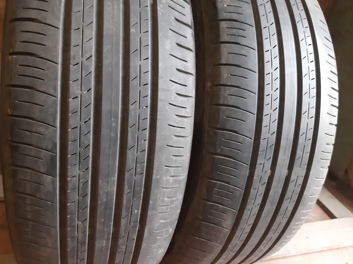 Вживані шини з Європи Dunlop Grandrek PT30 225/60 R 18