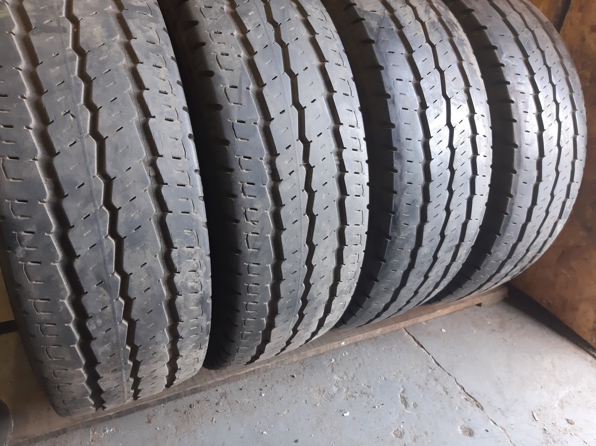 Вживані шини з Європи Continental VancoCamper  … 215/70 R 15C
