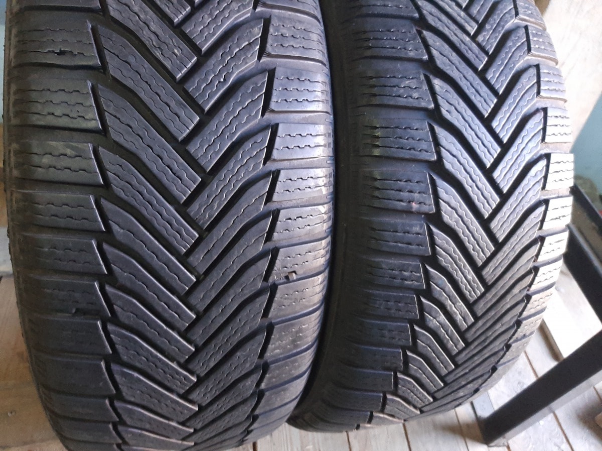 Вживані шини з Європи Michelin Alpin 6   215/50 R 17