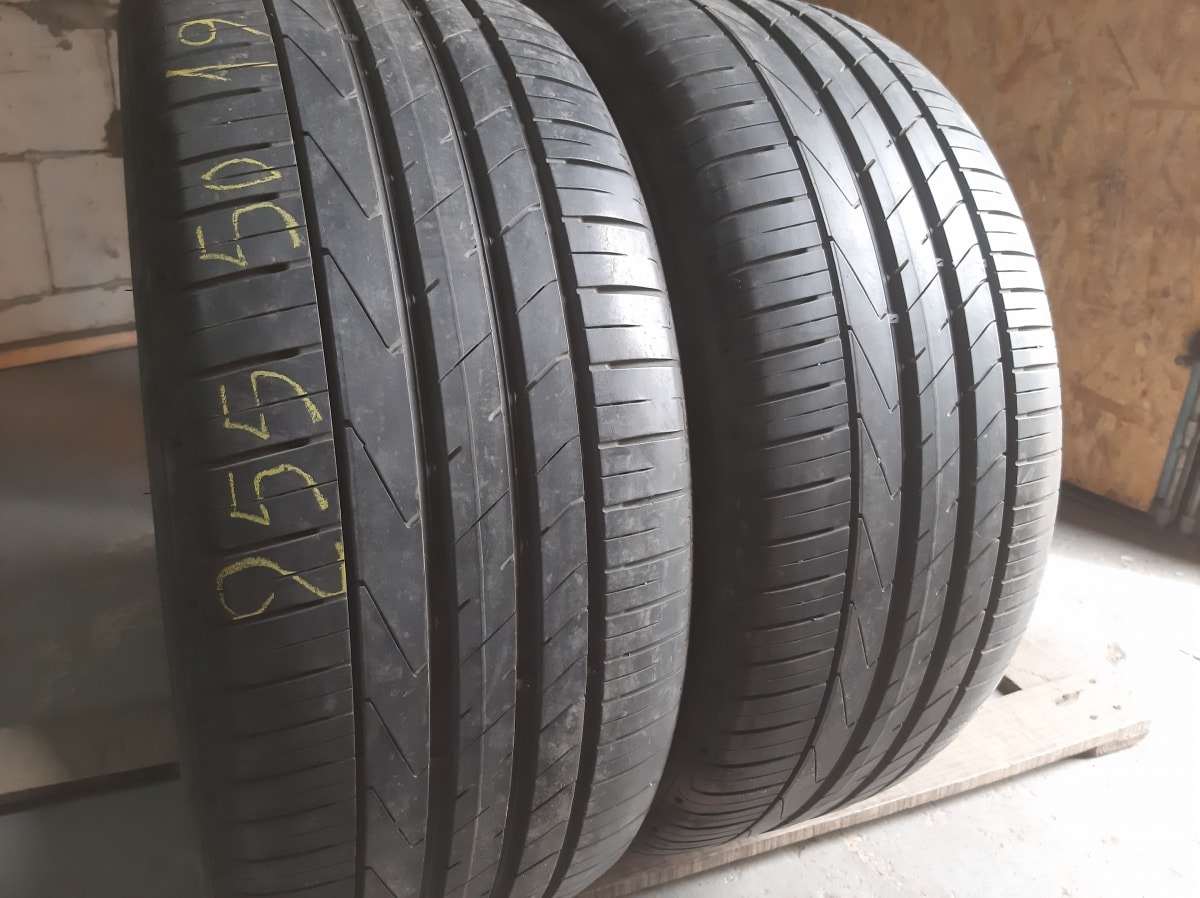 Вживані шини з Європи Hankook Ventus S1 Evo2 suv     . 255/50 R 19