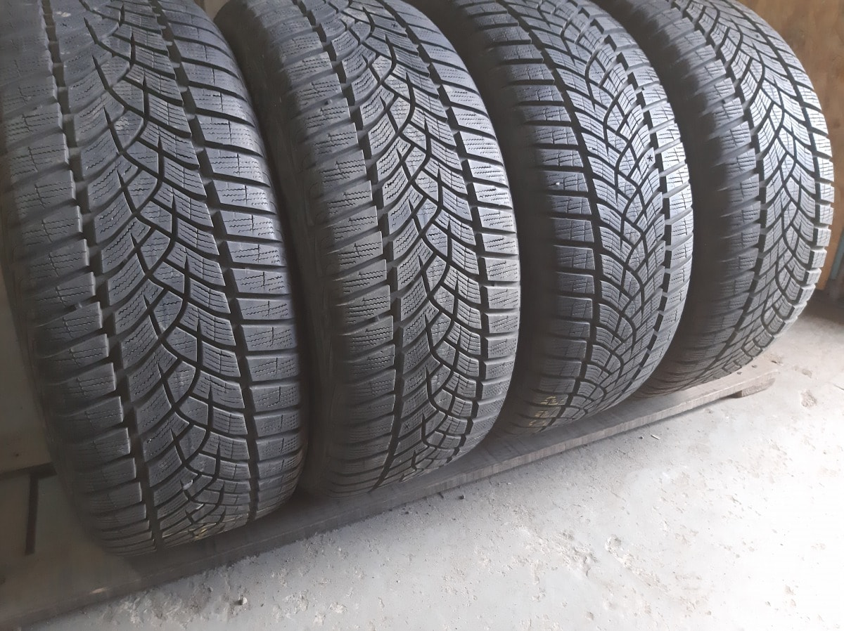 Вживані шини з Європи GoodYear Ultra grip perfomance   225/50 R 17