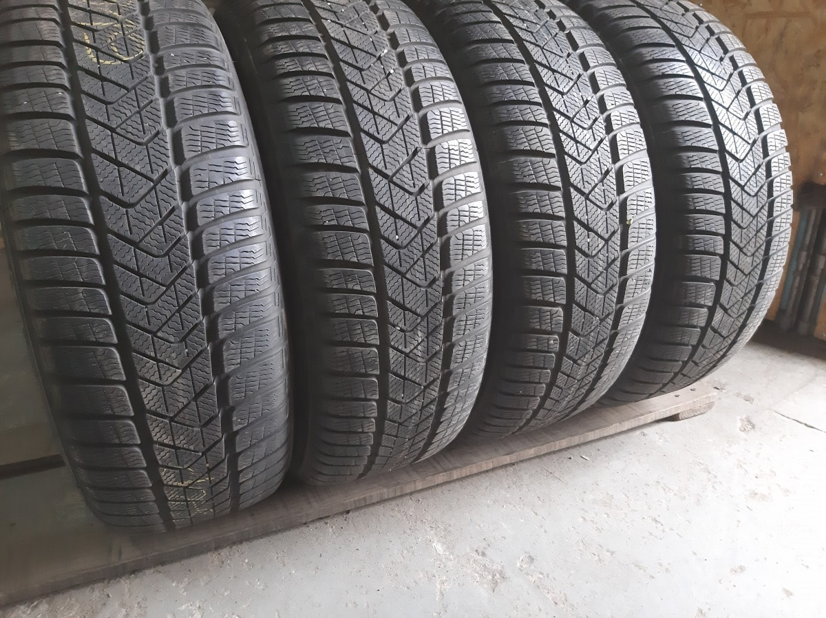 Вживані шини з Європи Pirelli Sotozero 3      . 225/45 R 19