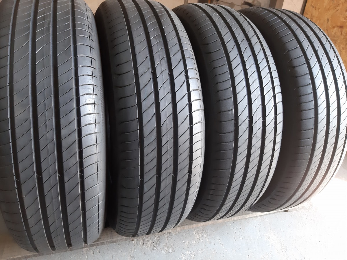 Вживані шини з Європи Michelin Primacy 4    215/65 R 17