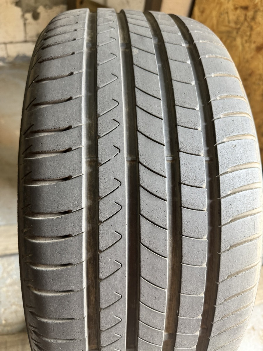 Вживані шини з Європи Saetta Touring 2 235/45 R 17