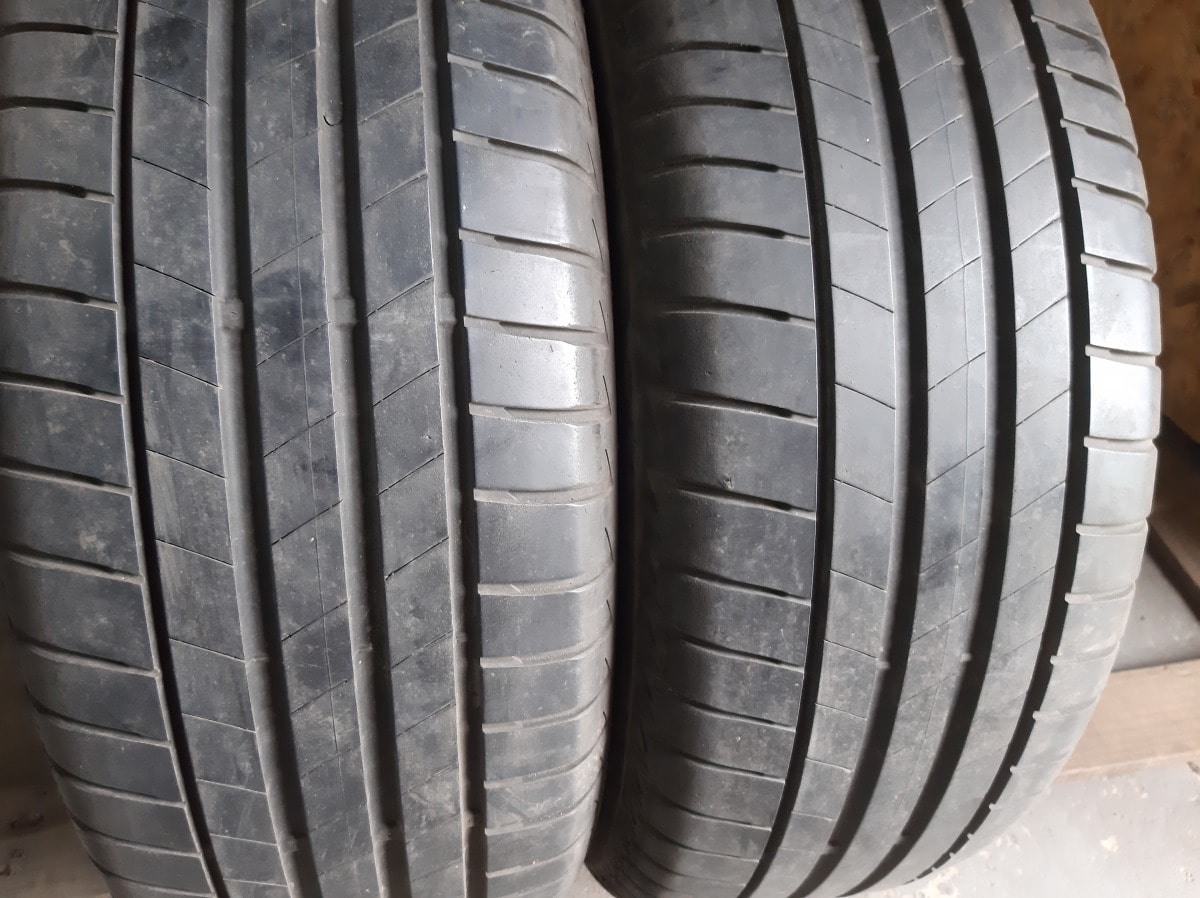 Вживані шини з Європи Bridgestone Turanza T005  225/60 R 17