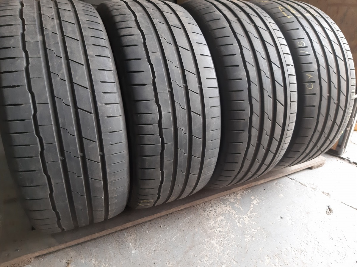 Вживані шини з Європи Hankook Ventus S 1 EVO 3  . 245/40 R 19