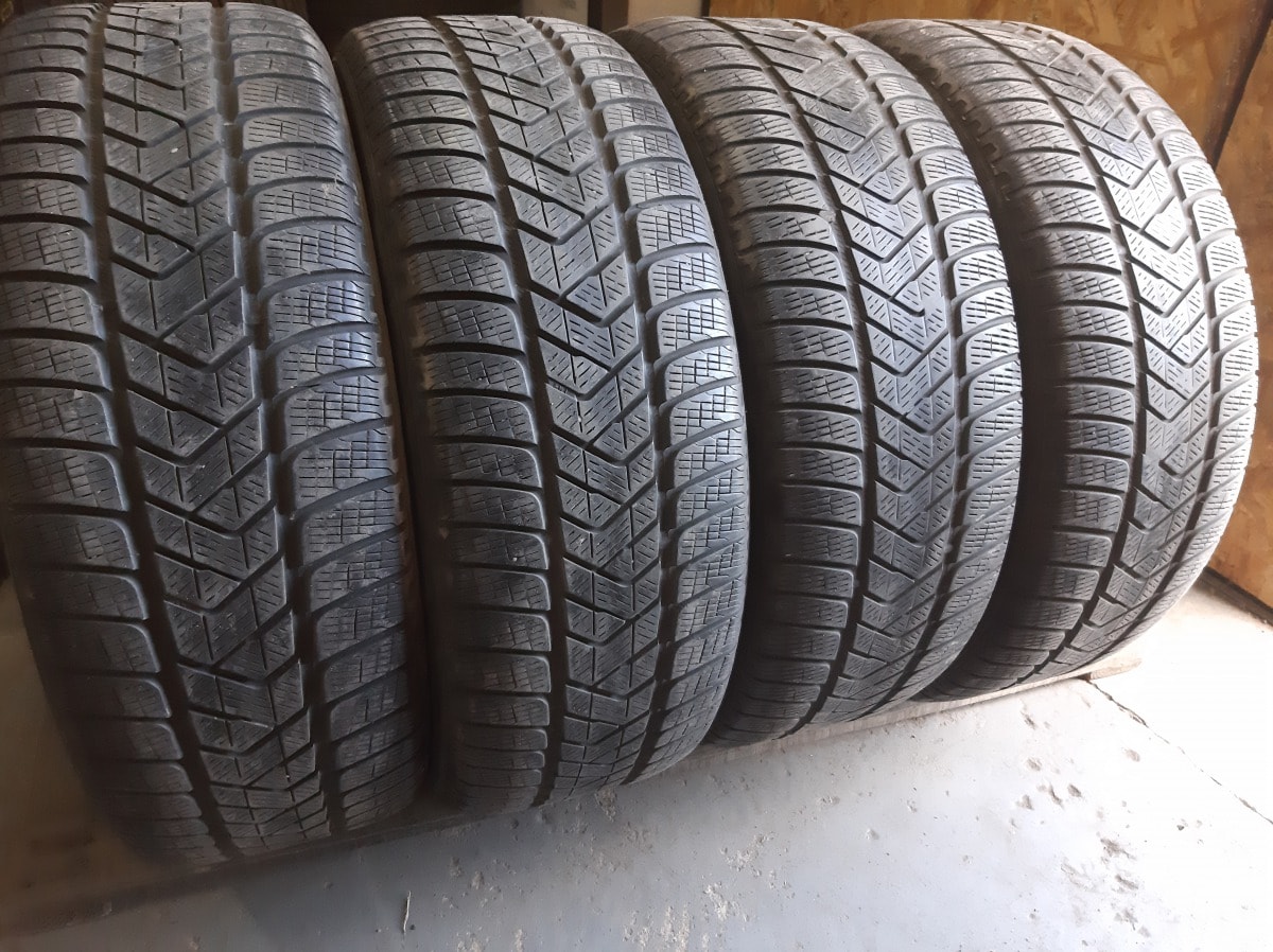 Вживані шини з Європи Pirelli Sottozero Winter 210   . 235/55 R 19
