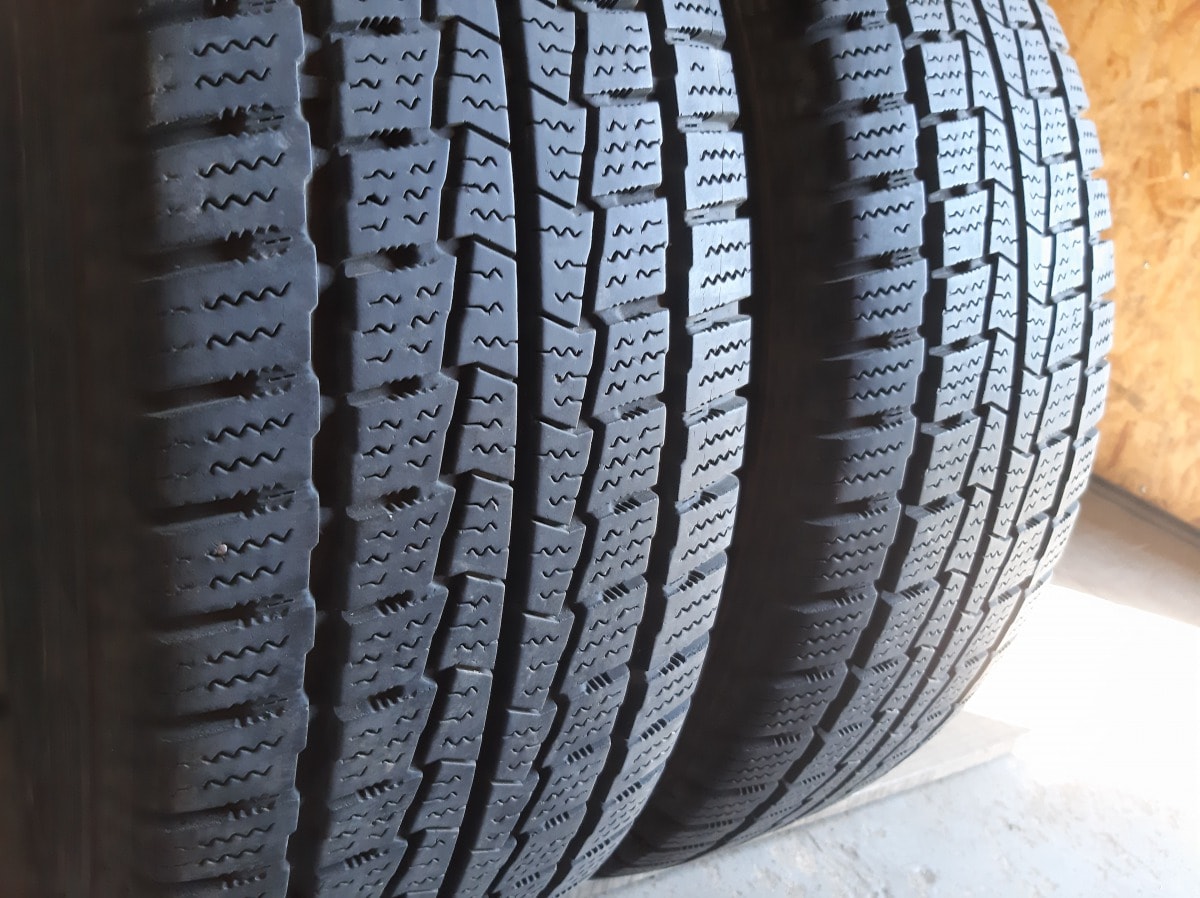 Вживані шини з Європи Hankook Winter RW 06     215/65 R 16C