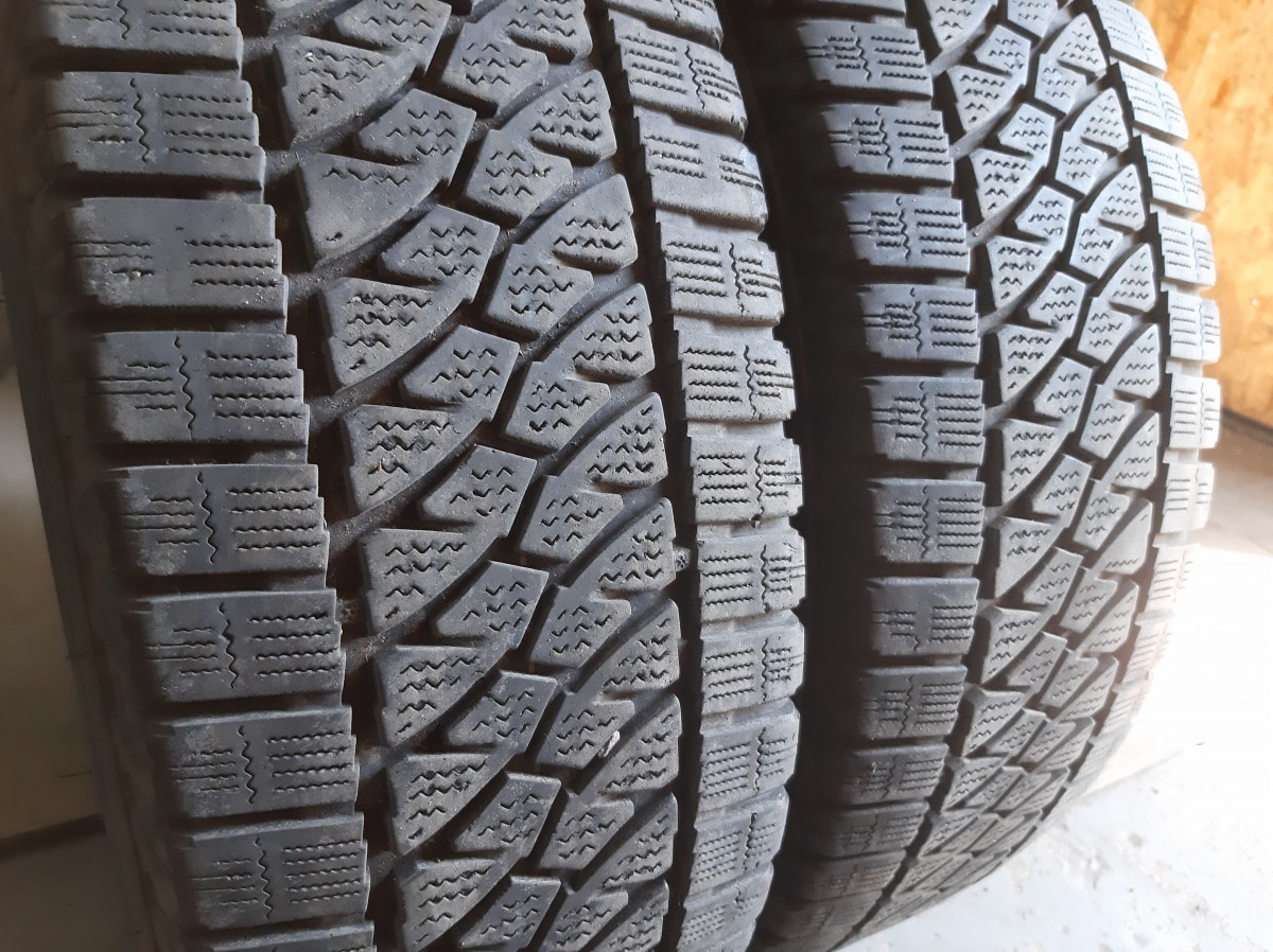 Вживані шини з Європи Bridgestone Blizzak-W 810   225/75 R 16C
