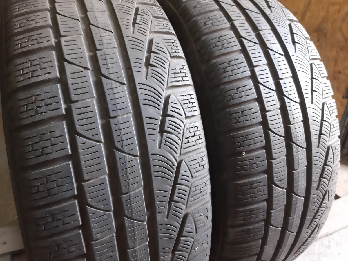 Вживані шини з Європи Pirelli Sottozero Winter 210   235/55 R 18