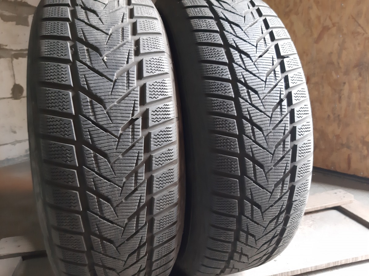 Вживані шини з Європи Vredestein Giugiaro Design   235/65 R 17