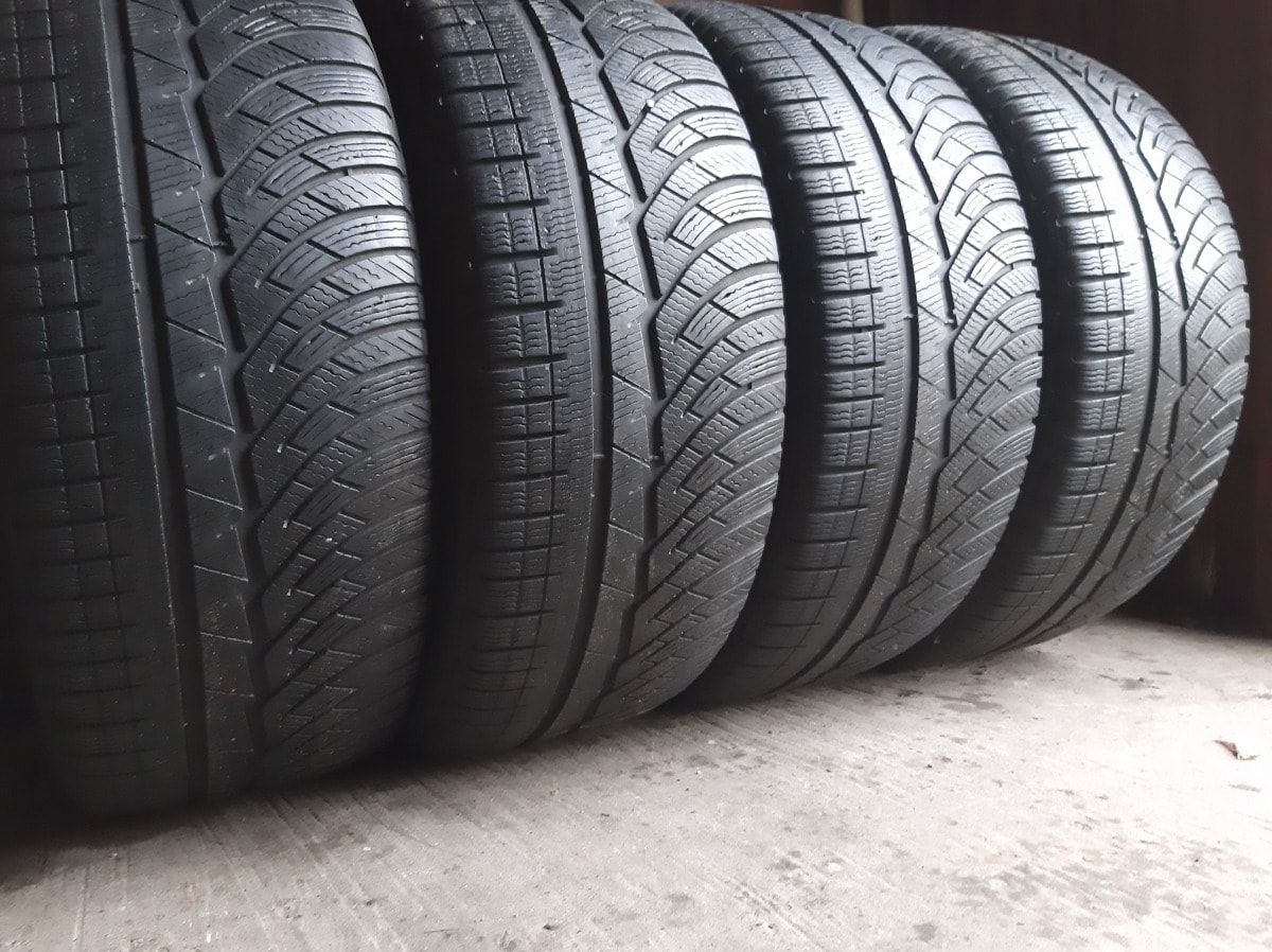 Вживані шини з Європи Michelin Pilot Alpin PA 4 235/50 R 17