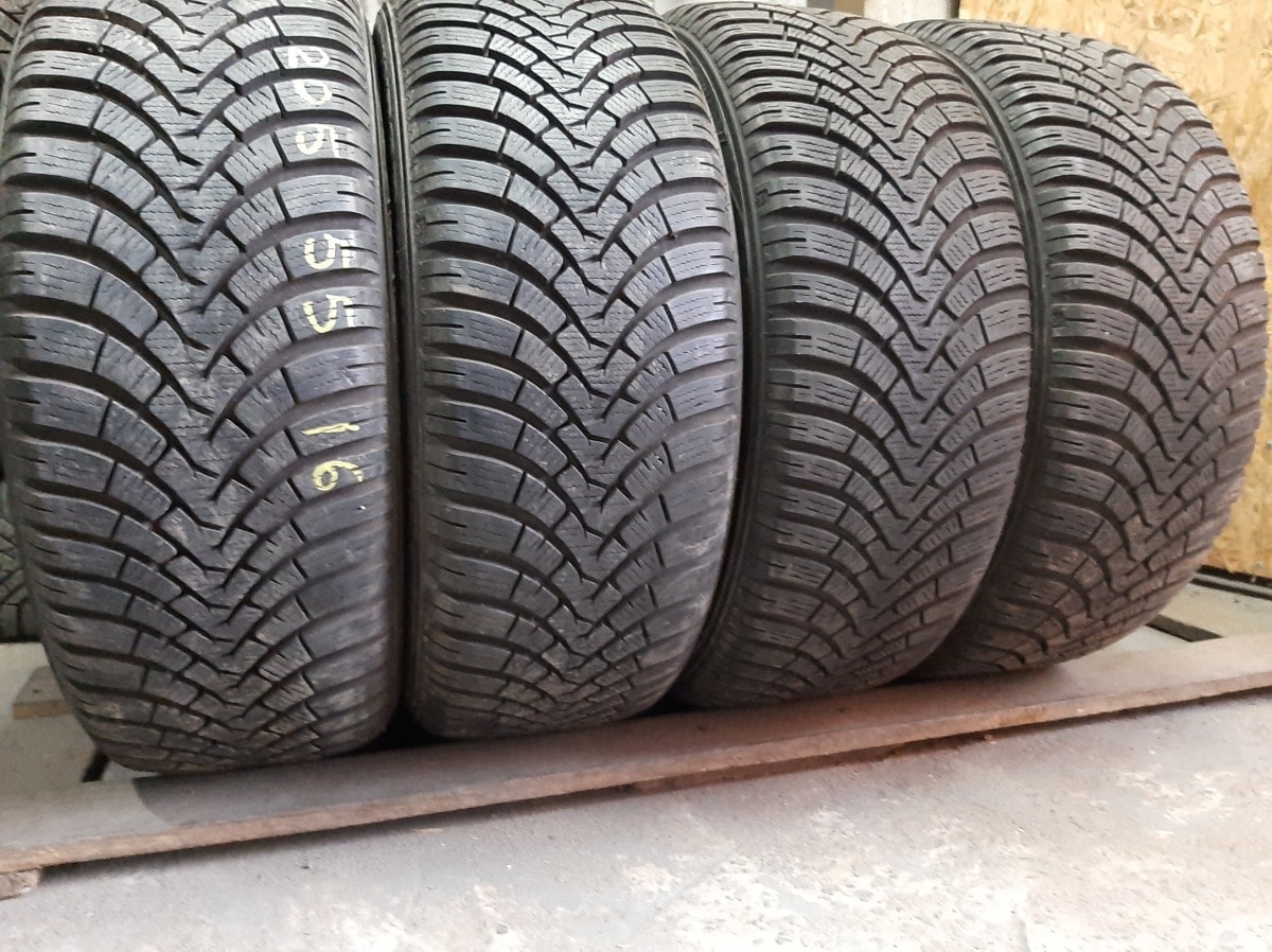 Вживані шини з Європи Falken EuroWinter HS 01    205/55 R 16