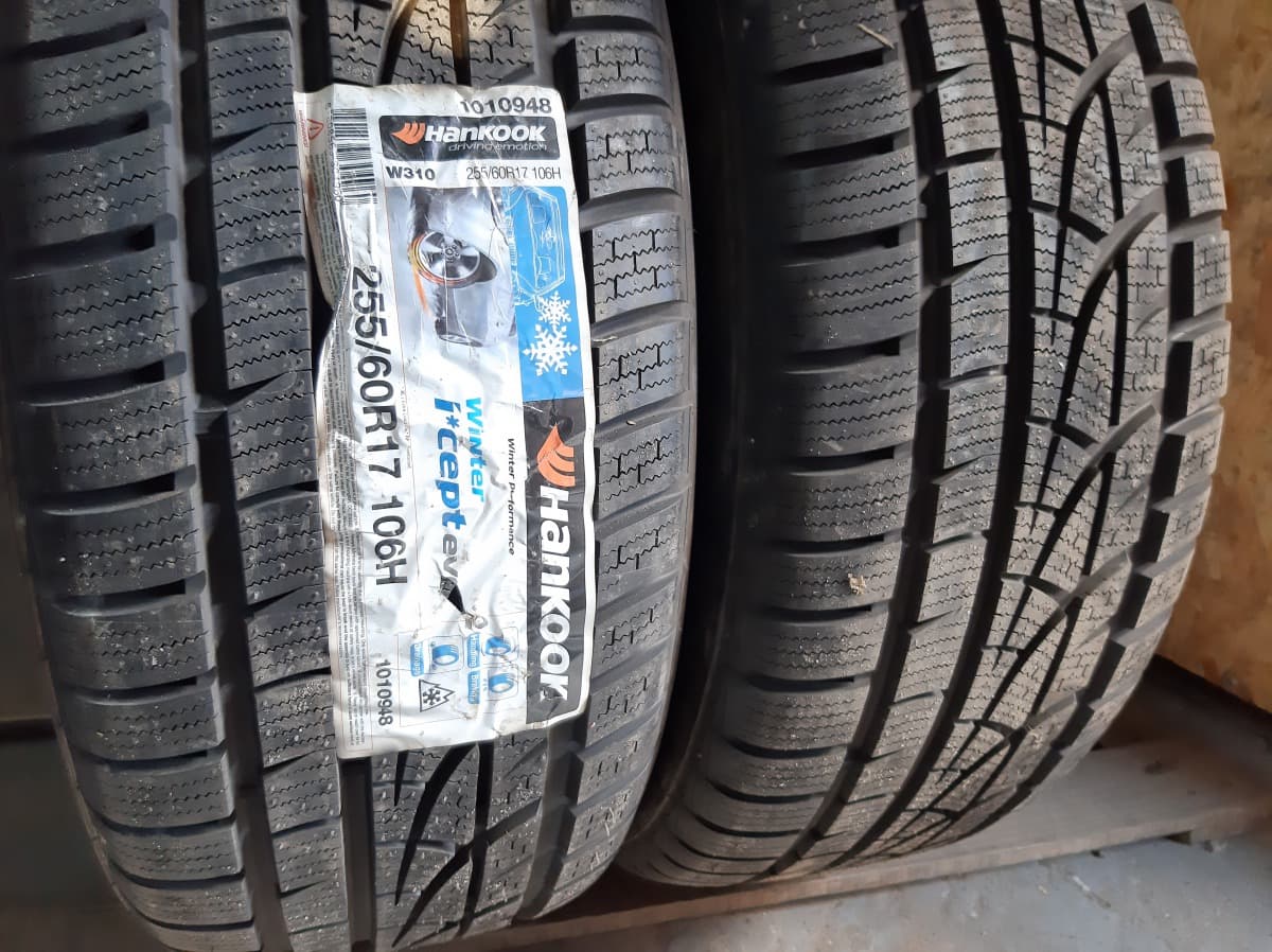 Придбати вживані шини Hankook Winter I cept EVO 255/60 R 17 Вживані шини з Європи Hankook Winter I cept EVO 255/60 R 17