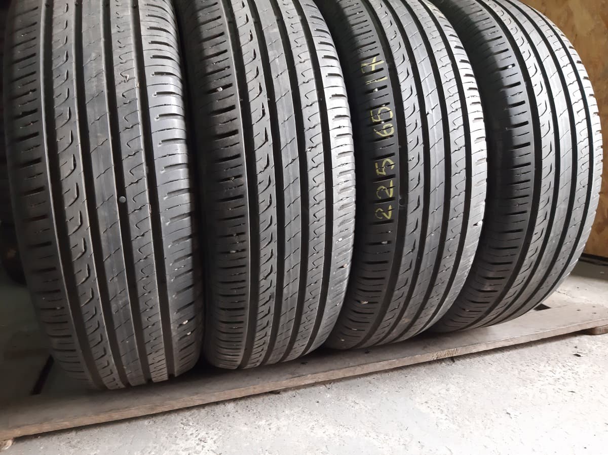 Придбати вживані шини Barum Bravuris 5 HM 225/65 R 17 Вживані шини з Європи Barum Bravuris 5 HM 225/65 R 17