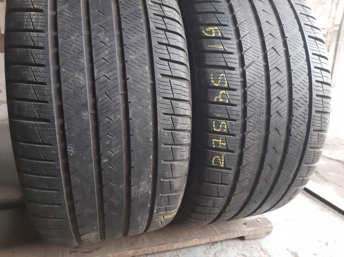 Придбати вживані шини Vredestein Qatrac PRO 275/35 R 19 Вживані шини з Європи Vredestein Qatrac PRO 275/35 R 19