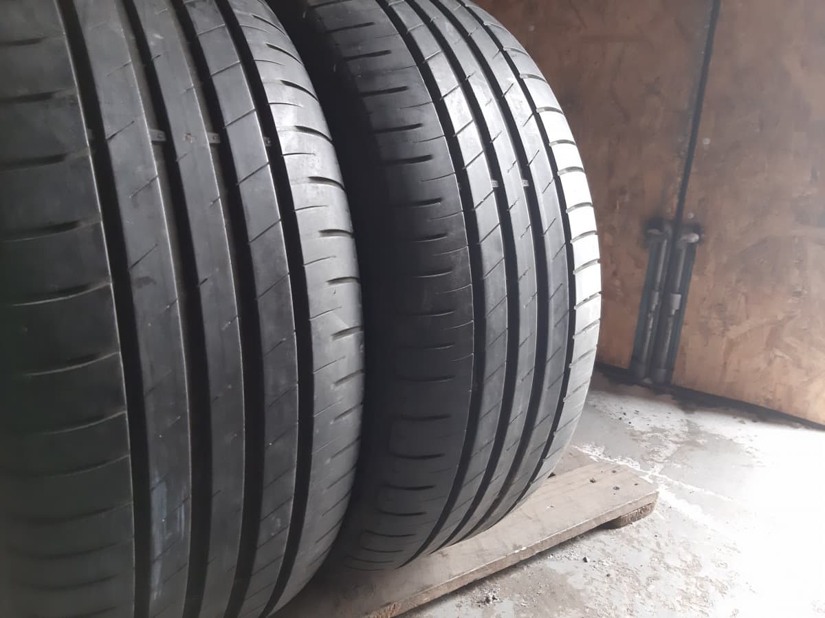 Придбати вживані шини Good Year Efficient Grip perfomance 225/55 R 16 Вживані шини з Європи Good Year Efficient Grip perfomance 225/55 R 16