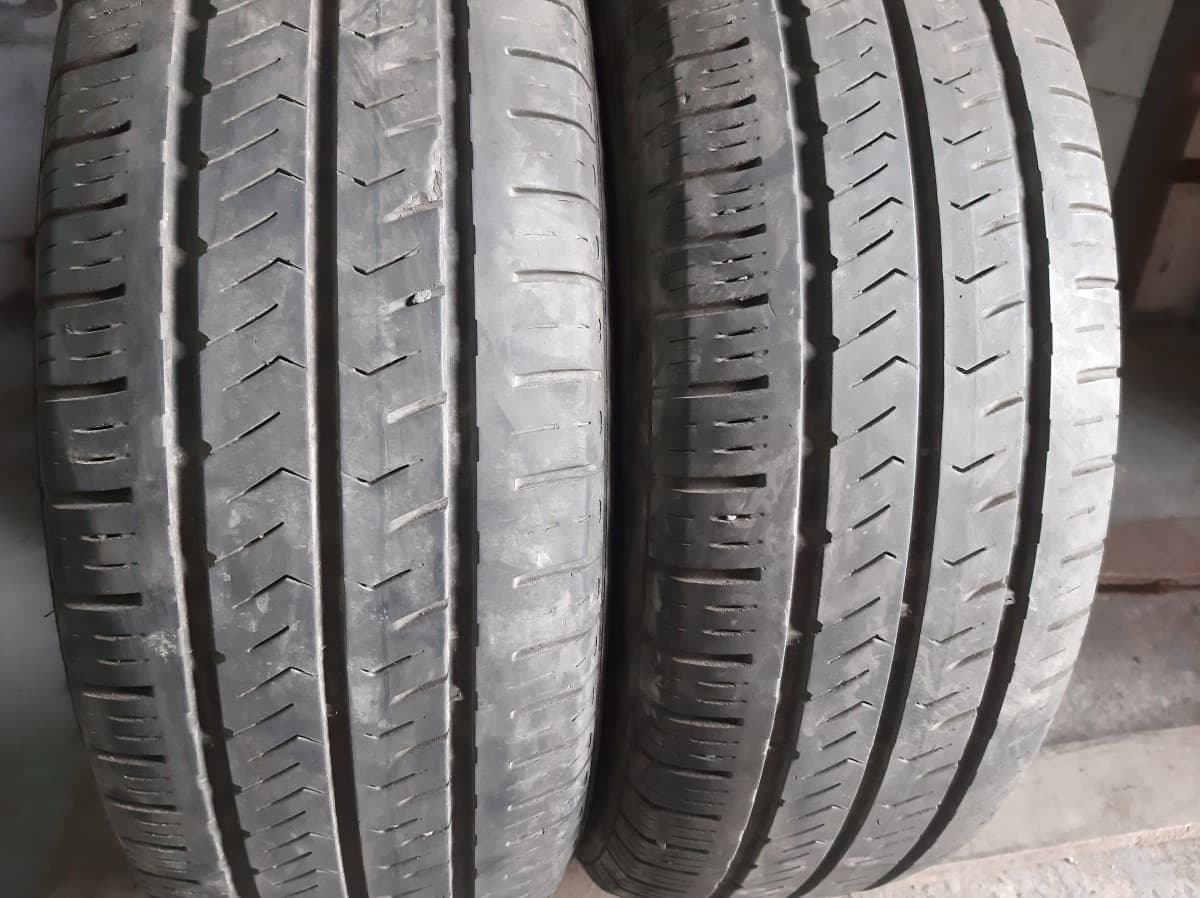 Придбати вживані шини Hankook Radial RA 28E 215/65 R 16C Вживані шини з Європи Hankook Radial RA 28E 215/65 R 16C