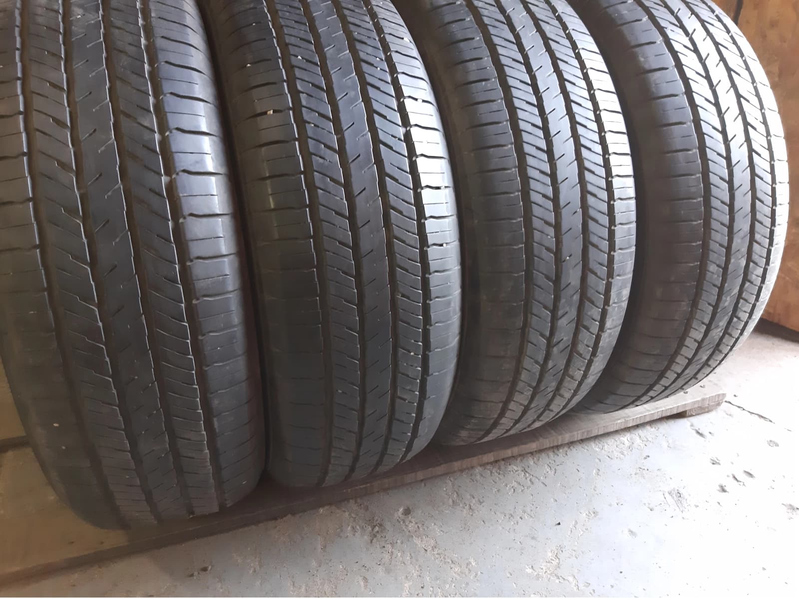 Придбати вживані шини Yokohama Geolendar G 91 225/60 R 17 Вживані шини з Європи Yokohama Geolendar G 91 225/60 R 17