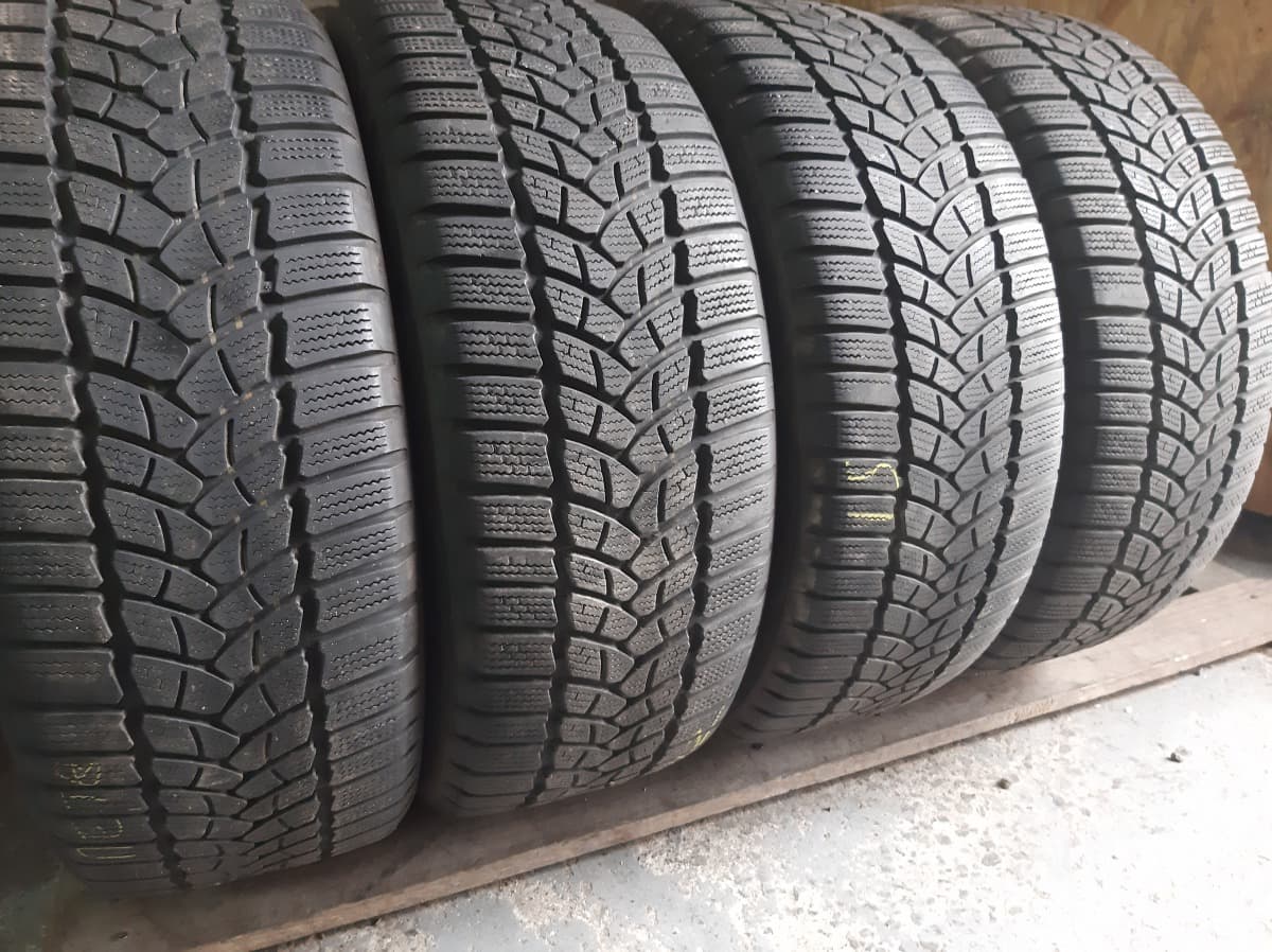 Придбати вживані шини Firestone WinterHawk 3. 205/55 R 17 Вживані шини з Європи Firestone WinterHawk 3. 205/55 R 17