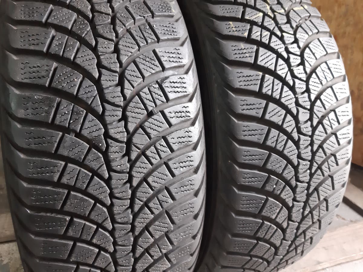 Придбати вживані шини Kumho Winter Craft WP 71 . 215/50 R 17 Вживані шини з Європи Kumho Winter Craft WP 71 . 215/50 R 17