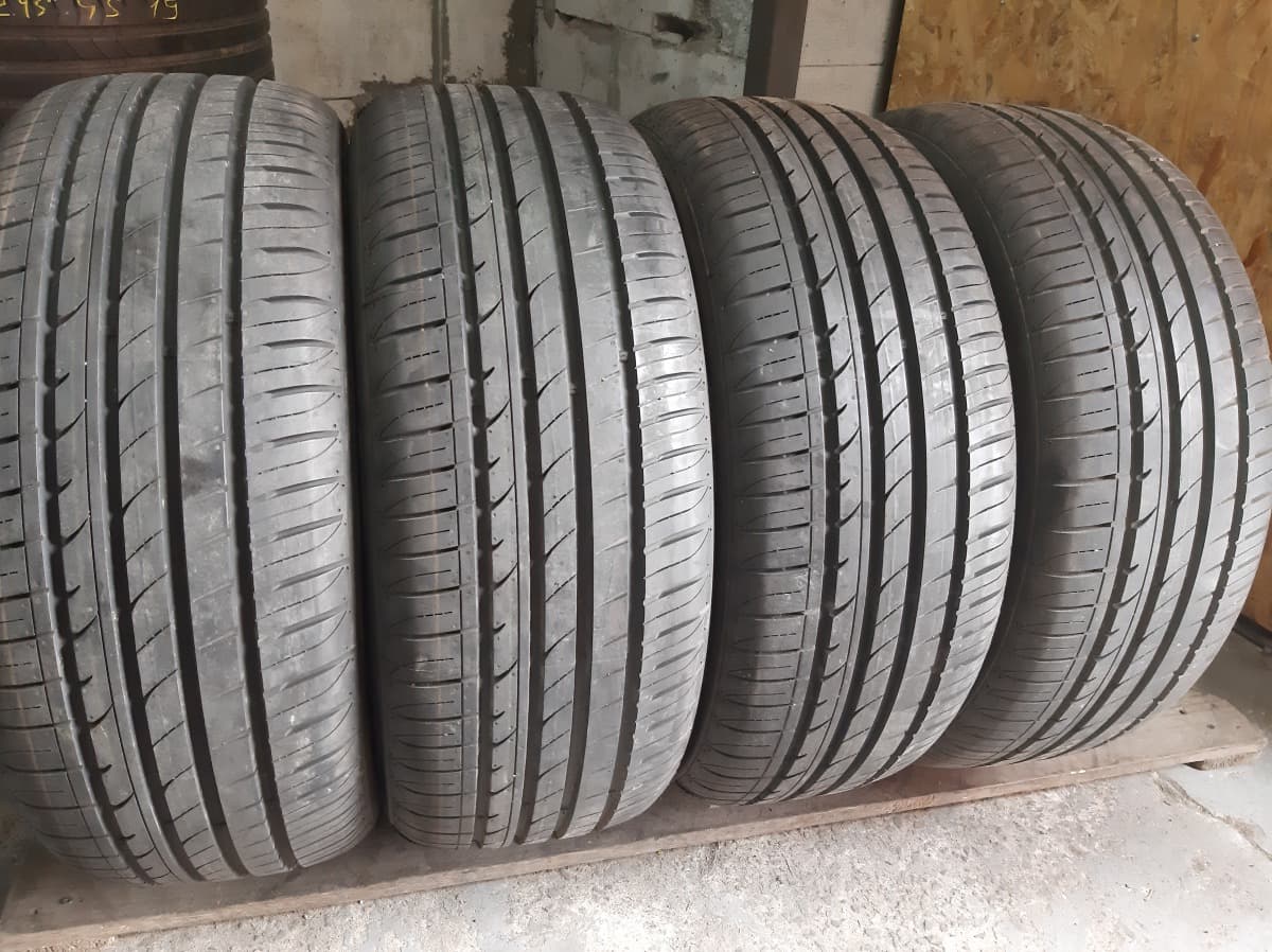 Придбати вживані шини Hankook Ventus Prime 2 215/55 R 17 Вживані шини з Європи Hankook Ventus Prime 2 215/55 R 17