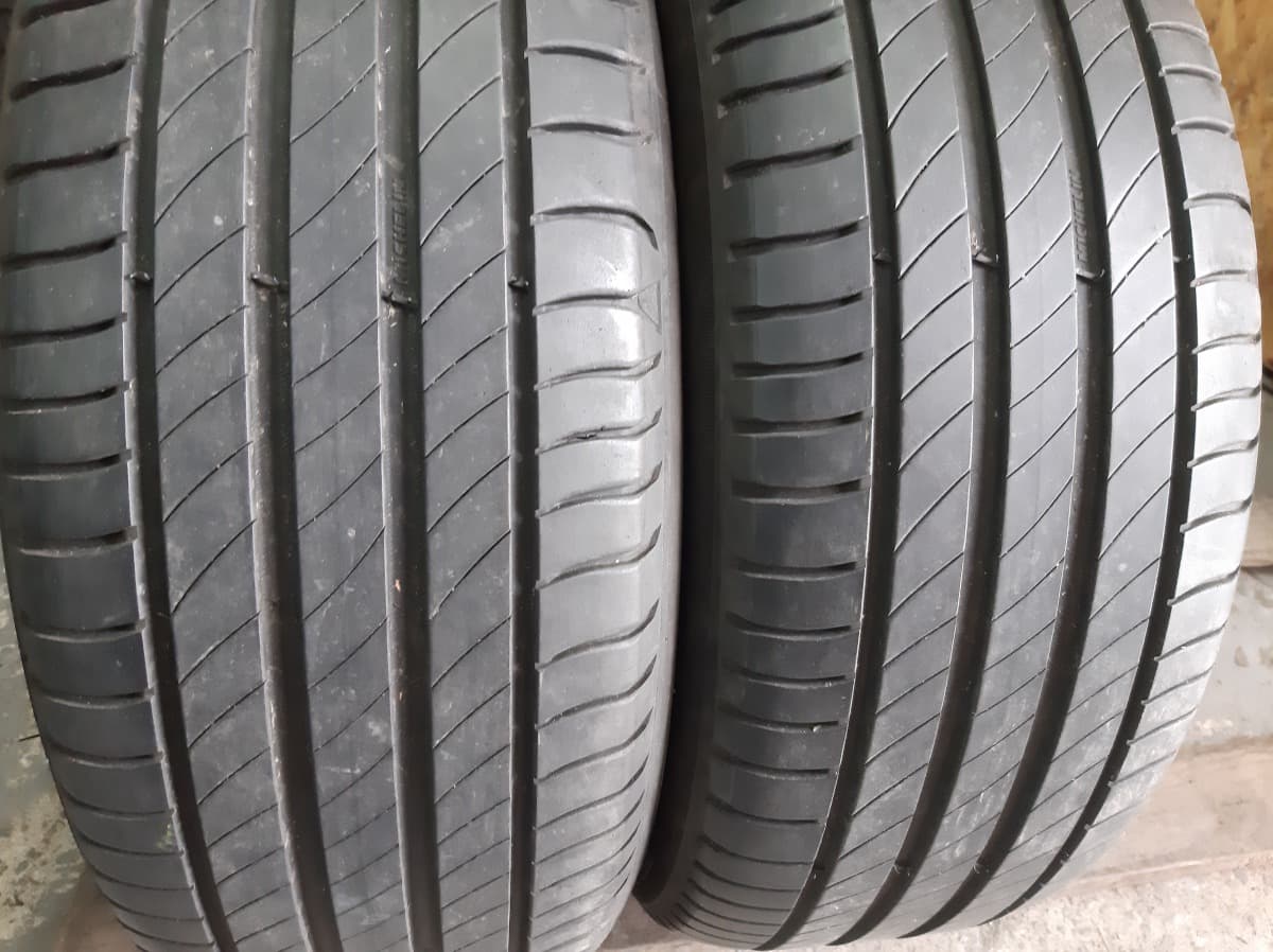 Придбати вживані шини Michelin Primacy 4 215/55 R 16 Вживані шини з Європи Michelin Primacy 4 215/55 R 16