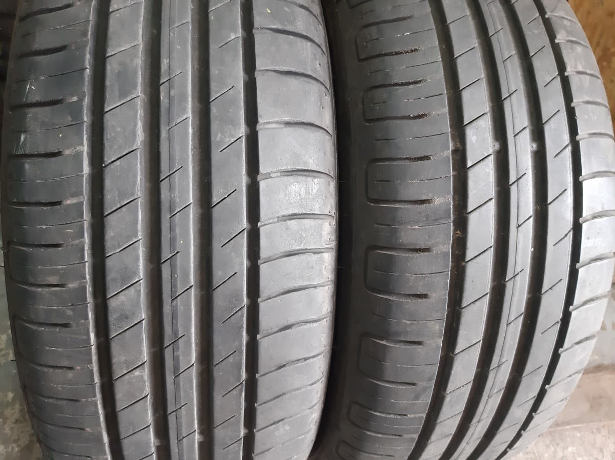 Придбати вживані шини GoodYear Efficient Grip . 215/60 R 16 Вживані шини з Європи GoodYear Efficient Grip . 215/60 R 16