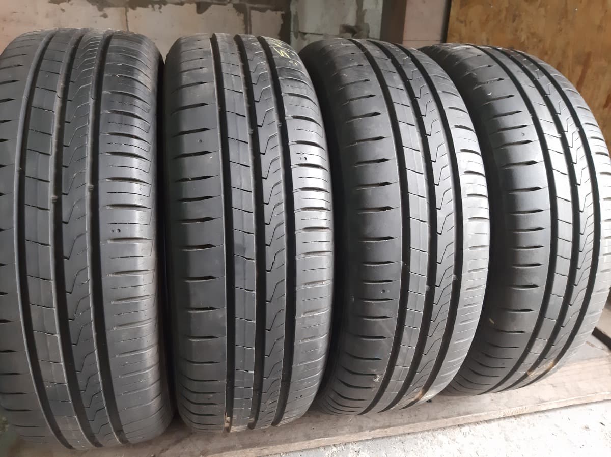 Придбати вживані шини Hankook Kinergy Eco 2 . 195/65 R 15 Вживані шини з Європи Hankook Kinergy Eco 2 . 195/65 R 15