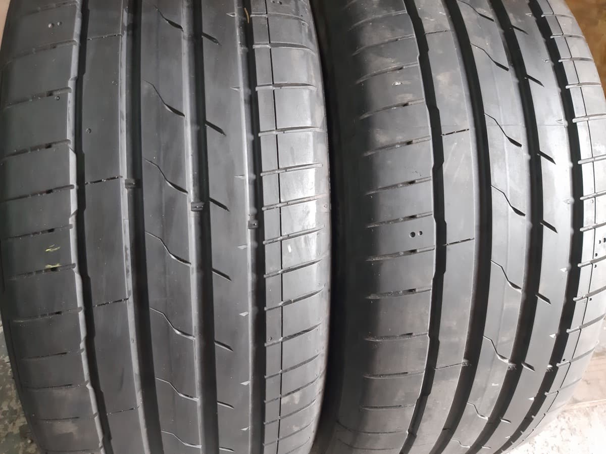 Придбати вживані шини Hankook VentusS1 Evo 3 ev 255/45 R 20 Вживані шини з Європи Hankook VentusS1 Evo 3 ev 255/45 R 20