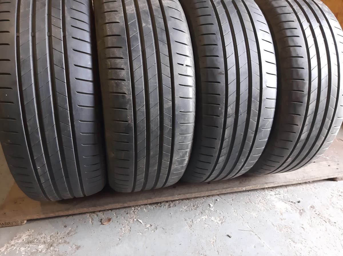 Придбати вживані шини Bridgestone Turanza T005 . / 225/55 R 17 Вживані шини з Європи Bridgestone Turanza T005 . / 225/55 R 17