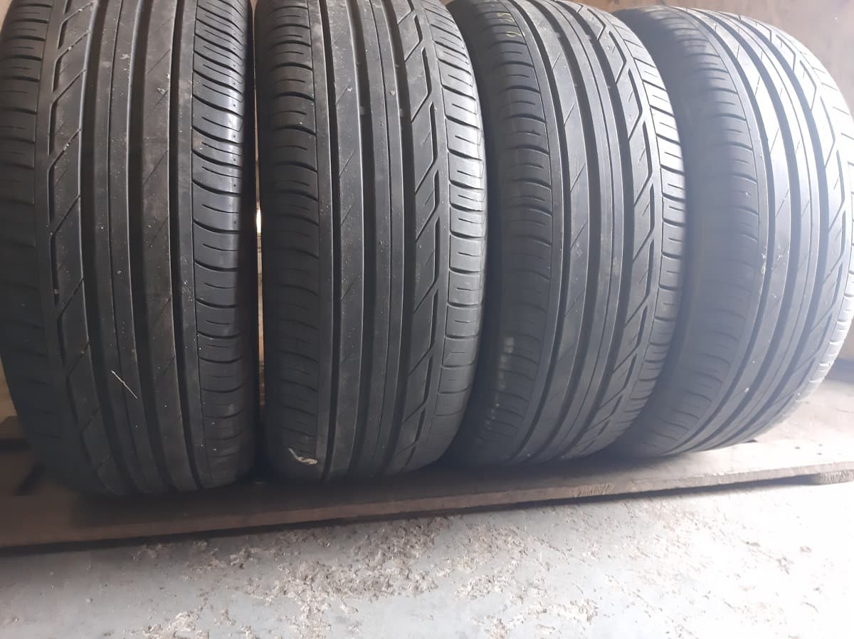 Придбати вживані шини Bridgestone Turanza T001 225/55 R 17 Вживані шини з Європи Bridgestone Turanza T001 225/55 R 17