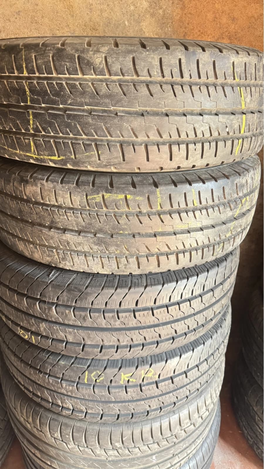 Придбати вживані шини Sportiva Van 2 195/70 R 15C Вживані шини з Європи Sportiva Van 2 195/70 R 15C