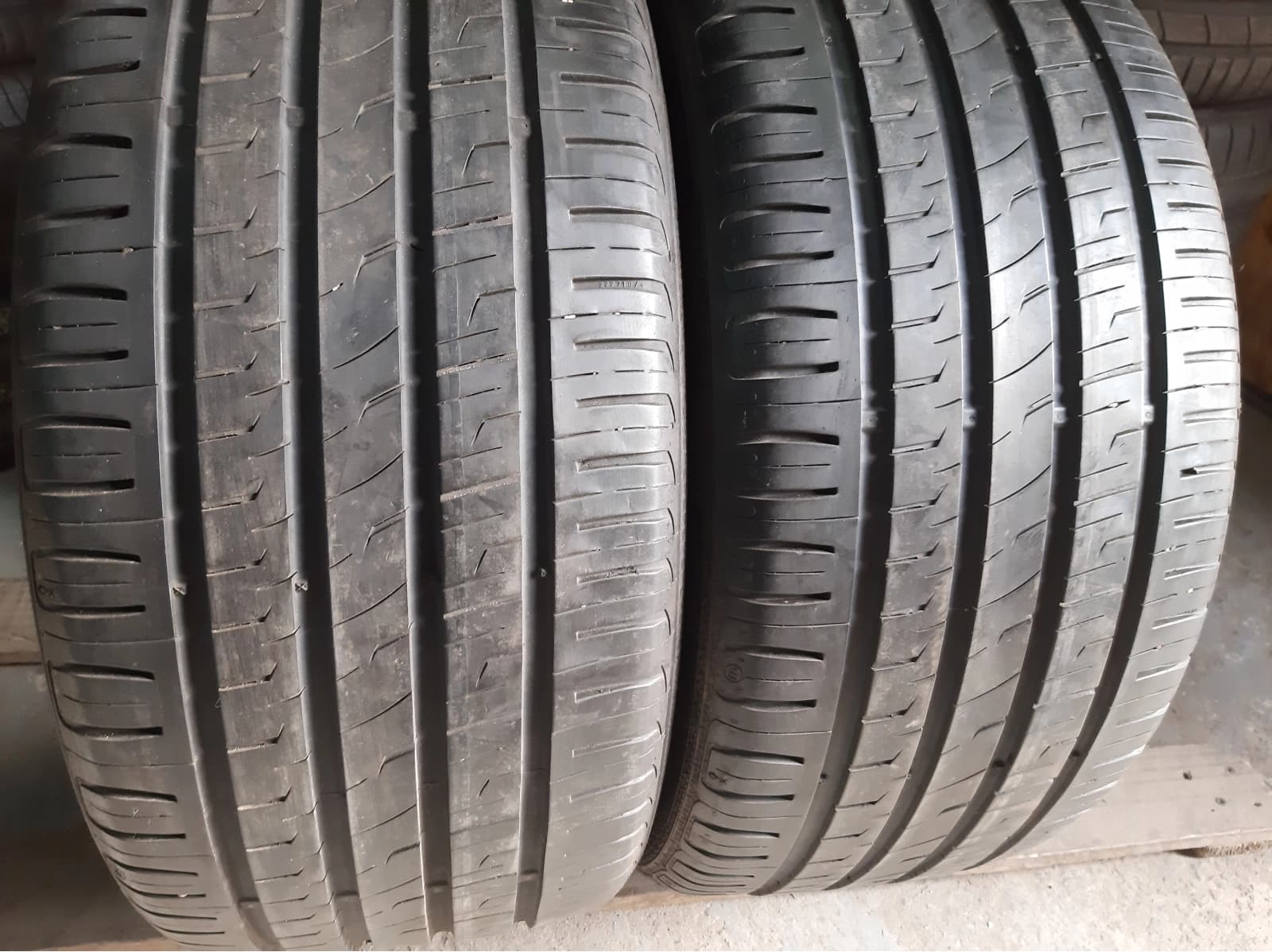 Придбати вживані шини Barum Bravuris 3 HM 255/40 R 19 Вживані шини з Європи Barum Bravuris 3 HM 255/40 R 19