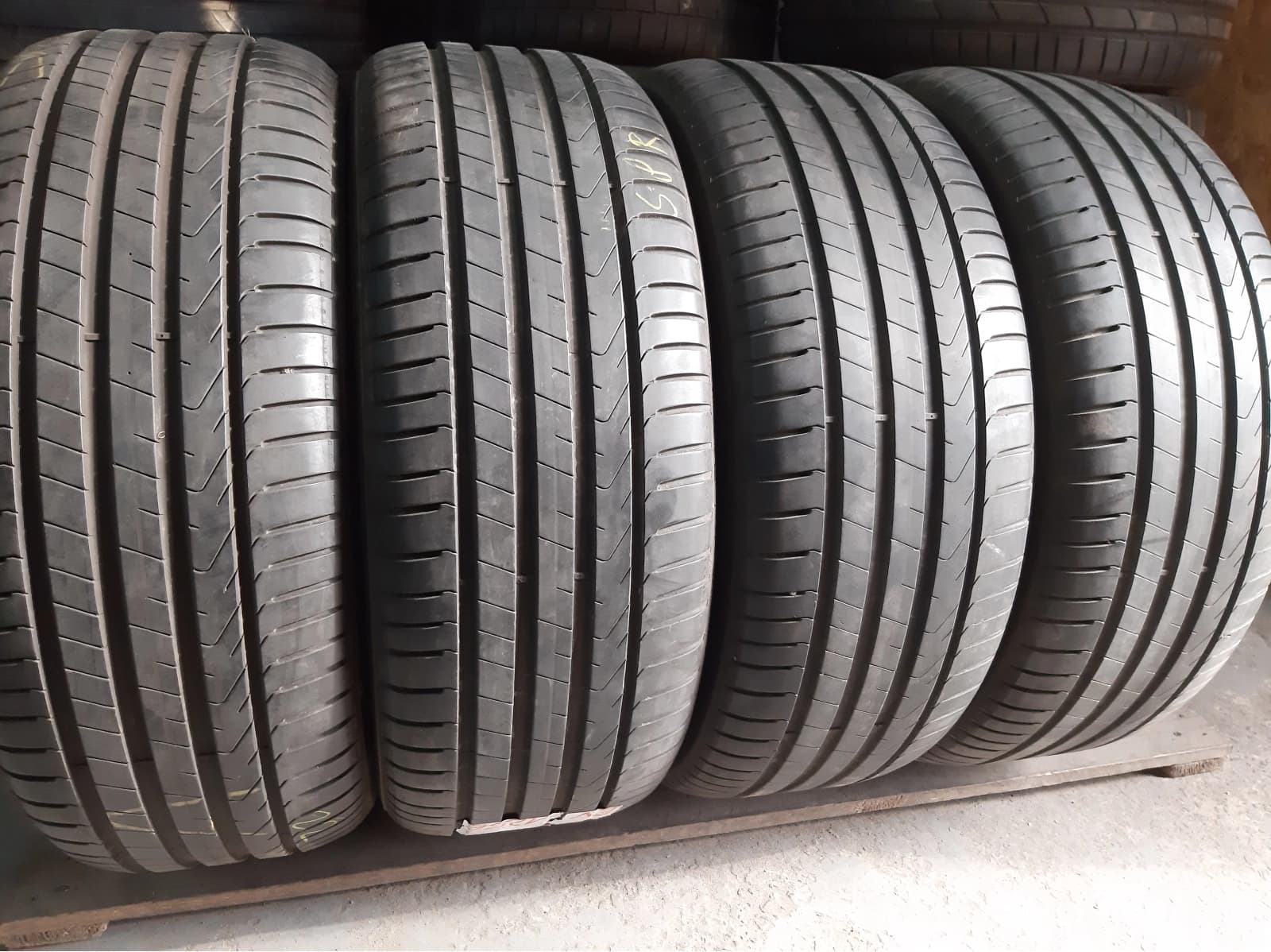 Придбати вживані шини Pirelli Scorpion Eleet 255/50 R 19 Вживані шини з Європи Pirelli Scorpion Eleet 255/50 R 19